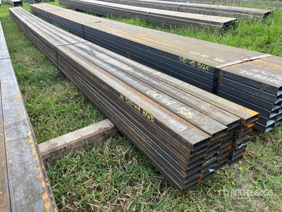 Quantity of (32) 1 in x 3 in x 24 ft 14 GA Rectangle Tubing