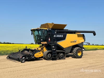 2011 Claas 740TT Combine Harvester