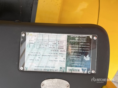 Hyster H110XM 11000 lb Heftruck