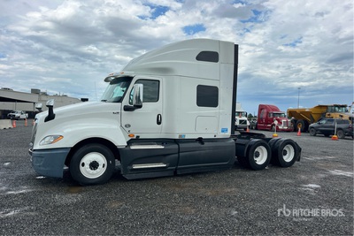 2019 International LT625 6x4 Cabeza Tractora Cabina Dormitorio