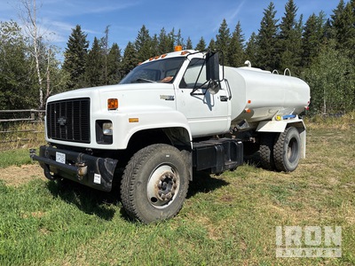 1996 Chevrolet Kodiak 200 gal 4x2 Water Truck