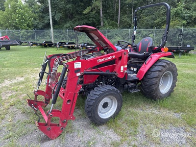 2024 Mahindra 2638H 4WD جرار متعدد الاستخدامات (Inoperable)