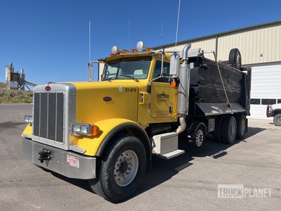 2007 Peterbilt 357 10x4 T/A Camión dumper