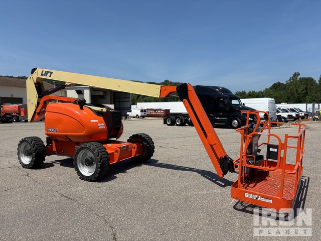 ELEVADOR ARTICULADO 2013 JLG 4WD 600AJ