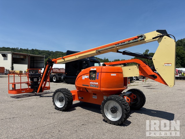 ELEVADOR ARTICULADO 2013 JLG 4WD 600AJ