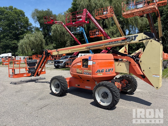 ELEVADOR ARTICULADO 2013 JLG 4WD 600AJ