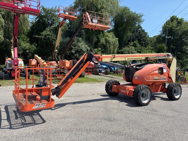 2013 JLG 600AJ 4WD Diesel Articulating Boom Lift 2013 JLG 600AJ 4WD Diesel Articulating Boom Lift