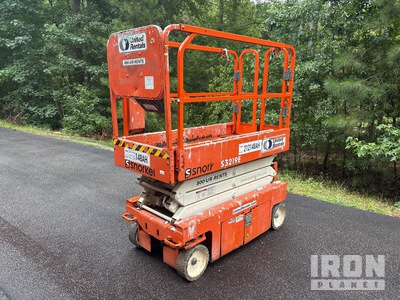 2018 Snorkel S3219E Scissor Lift