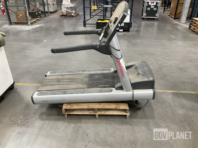 Life Fitness FlexDeck Treadmill