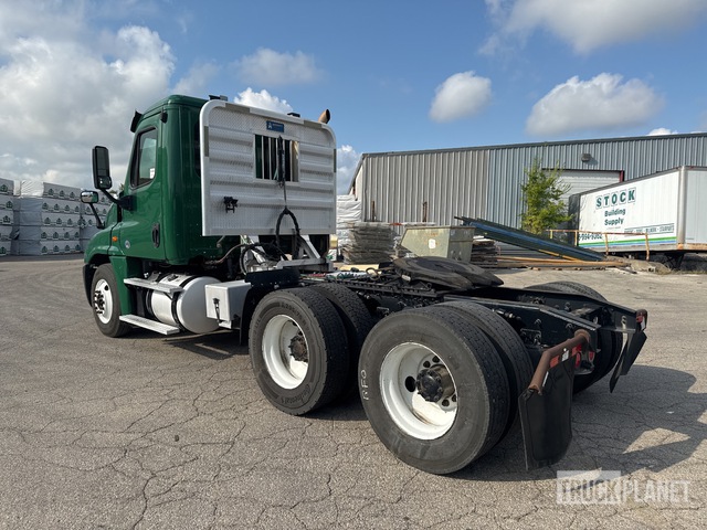 CAMIóN 2016 FREIGHTLINER