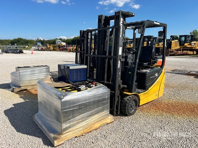 2014 Komatsu Electric Forklift