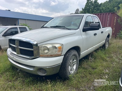 2006 Dodge Ram 1500 4x2 Crew Cab Pickup