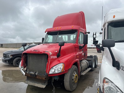 2010 Freightliner Cascadia 125 6x4 T/A Day Cab Truck Tractor (Inoperable)