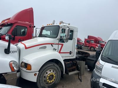 2005 Kenworth T300 4x2 Cabeza Tractora Cabina Corta (Inoperable)
