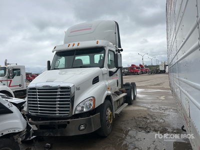 2015 Freightliner Cascadia 113 6x4 T/A Day Cab Truck Tractor (Inoperable)