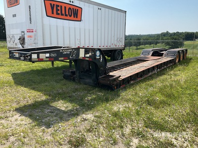 2007 Etnyre Blackhawk Limited RTN55LTD3 55 ton Tri/A Removable Gooseneck Lowboy Trailer