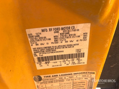 2014 Ford F-150 XL 4x2 Crew Cab Pickup
