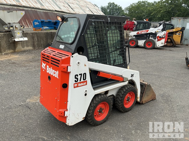 MINI CARGADOR SOBRE RUEDAS 2019 BOBCAT S70