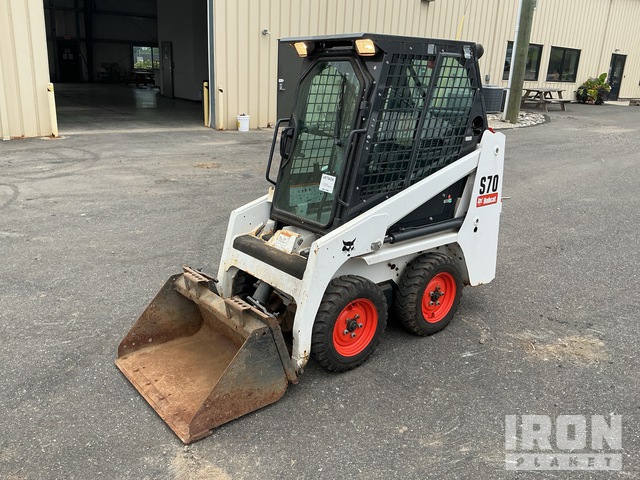 MINI CARGADOR SOBRE RUEDAS 2019 BOBCAT S70