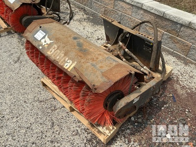 2015 Bobcat Angle Broom 48 in Mini Skid Steer Broom - Fits Bobcat (Inoperable)