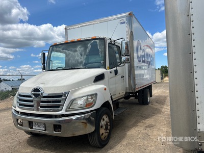 2010 Hino 185 4x2 Moving Van Truck