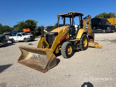 2021 Cat 420 4x4 لودر خلفي