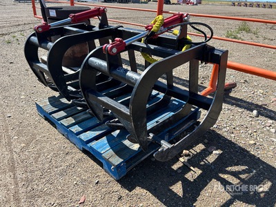 Bobcat 66 in Skeleton Skid Steer Grapple