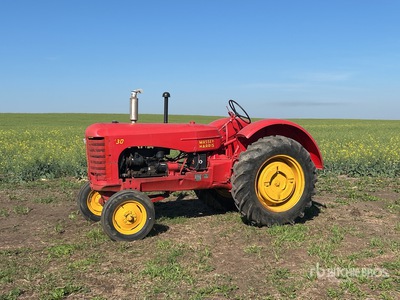 1948 Massey-Harris 30GS 2WD Wide Front Antique Tractor