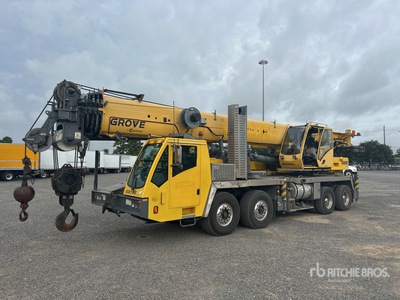 2013 Grove TMS9000E 110 ton 8x4x4 Hydraulic Truck Crane