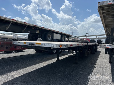 2007 Utility 48 ft T/A Spread Axle Flatbed Trailer