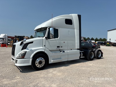 2015 Volvo VNL 6x4 **REBUILT TITLE** Tracteur Routier Couchette