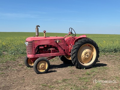 1950 Massey-Harris 22GS 2WD Wide Front Row Crop Antique Tractor