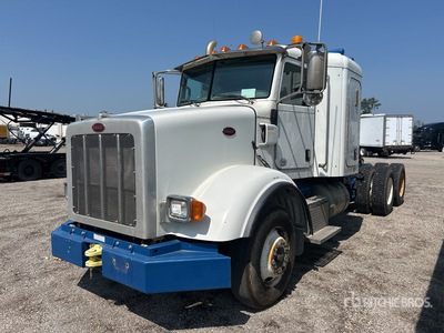 2015 Peterbilt 365 6x4 T/A Slaapcabine Trekker