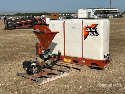 2018 Ditch Witch FM5X Sistema de mezcla de lodo