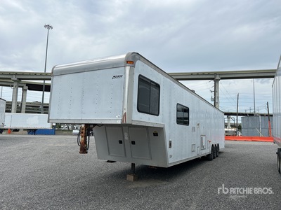 2002 Pace American BFG8544TTA4 43 ft Tri/A Gooseneck Enclosed Trailer