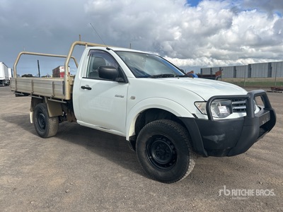 2014 Mitsubishi Triton 4x4 Pickup