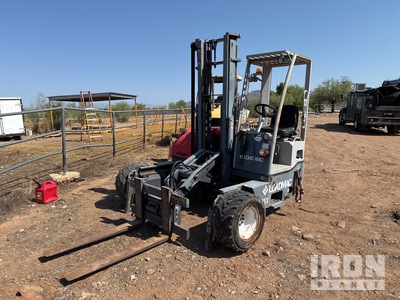 2018 Loadmac 825 2500 kg 4x4x4 5500 lb Truck Mounted Forklift