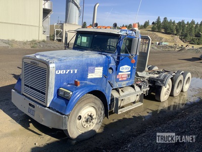 1999 Freightliner 6x4 تراكتور شاحنة نهارية (ثنائية المحور) (Inoperable)
