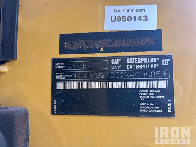 COMPACTADOR 2017 CATERPILLAR CB24B