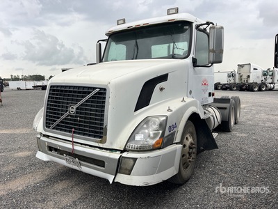 2007 Volvo VNL 6x4 T/A Day Cab Truck Tractor (Inoperable)