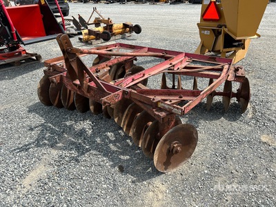 Massey Ferguson 39 7 ft 3-Point Tandem Disc
