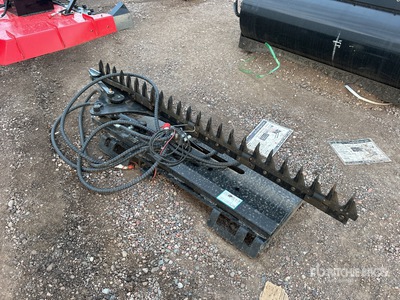 2025 GIYI GY-HT72 Skid Steer Hedge Trimmer (Unused)