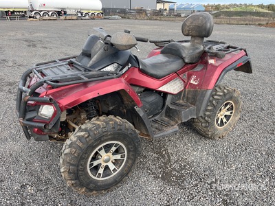 2009 Can-Am Outlander 800 4x4 مركبة