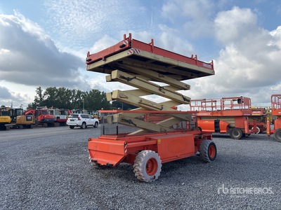 2008 Holland Lift Q135EL24 Electric Podnośnik nożycowy