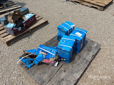 Quantity of (4) Boxes of 2024 Powertek 20T lifter 20 Ton Air Bottle Wagenheber (Unused)