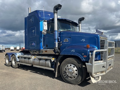 2000 Mack CL688RS Trident 6x4 Tracteur Routier Couchette