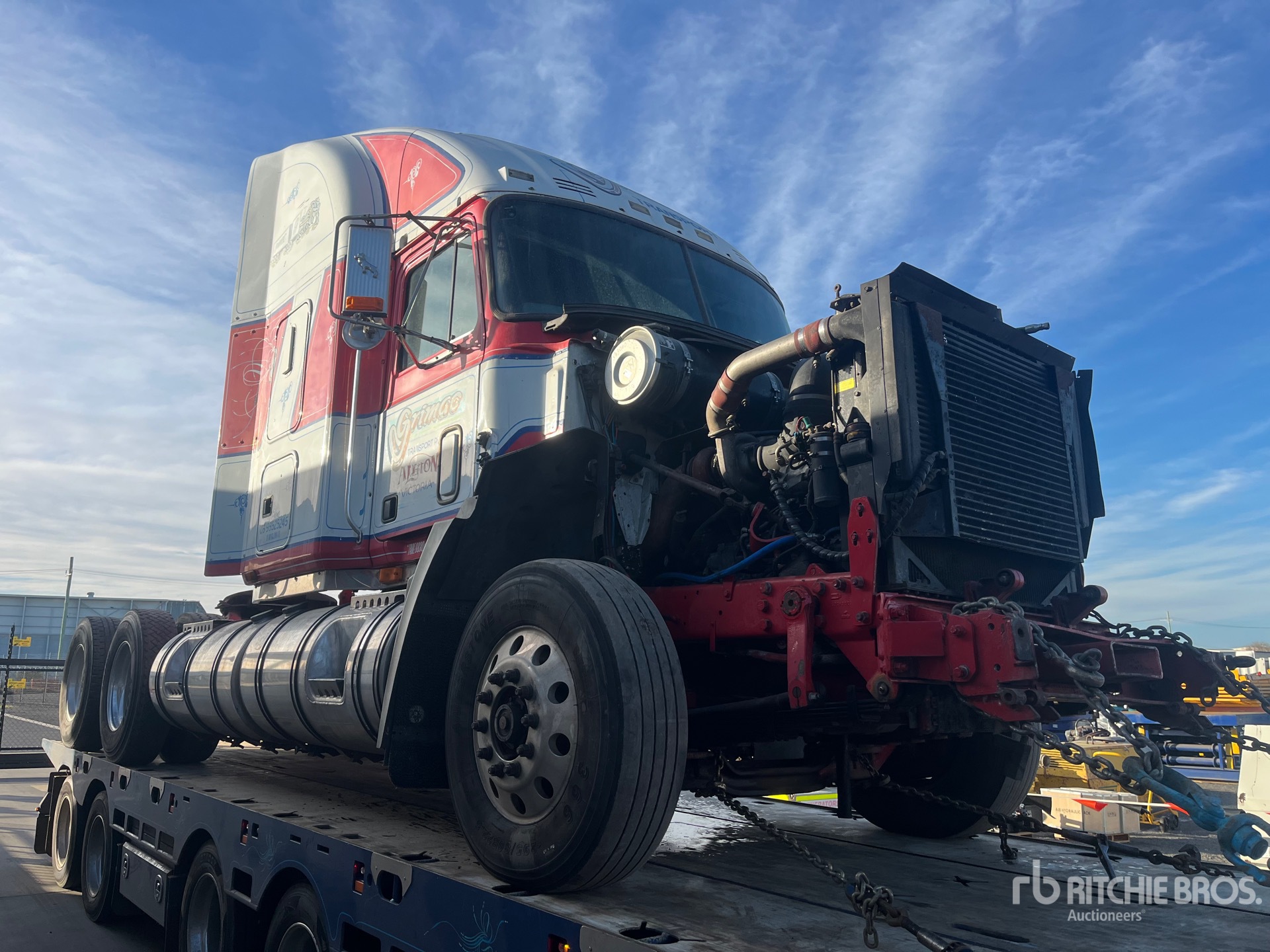 1995 Mack CHR688RST T/A Sleeper Truck Tractor (Inoperable)