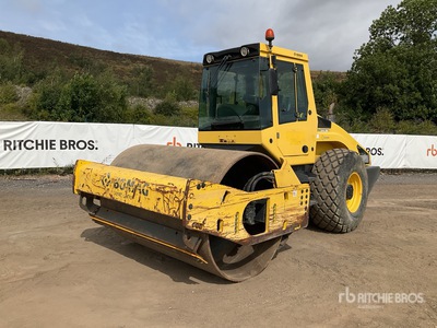 2014 Bomag BW213DH-4 Rodillo compactador