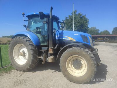 2009 New Holland T7050 AutoCommand Tracteur Agricole Tracteur agricole 4 roues motrices