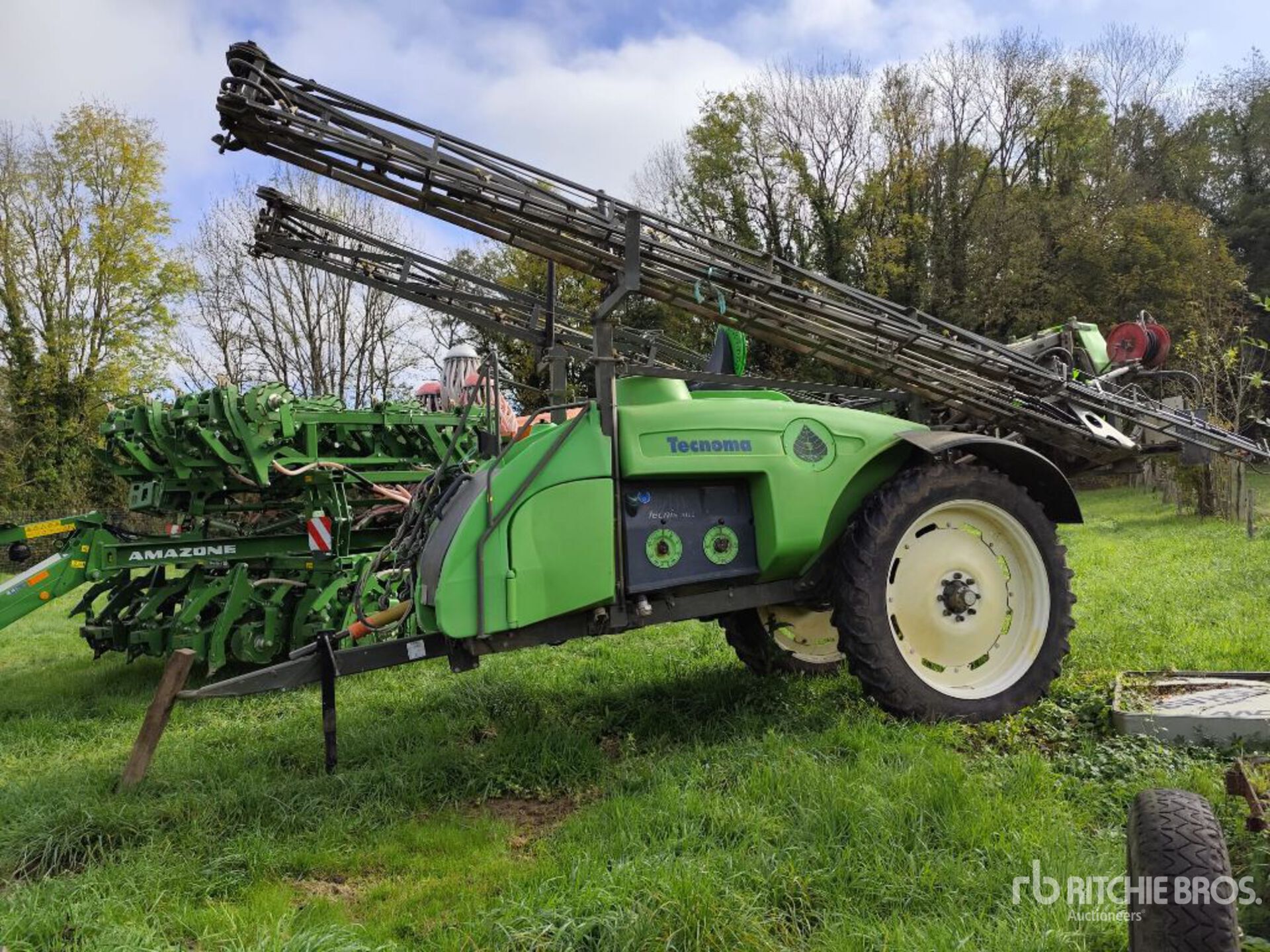 2008 Tecnoma Tecnis 3100 28 m S/A Pulverisateur Traine Pull-Type Sprayer